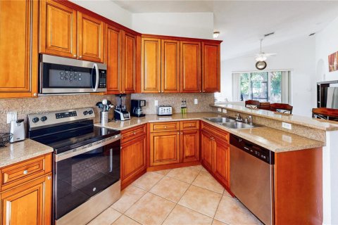 Casa en venta en Homestead, Florida, 3 dormitorios, 134.71 m2 № 1965826 - foto 14