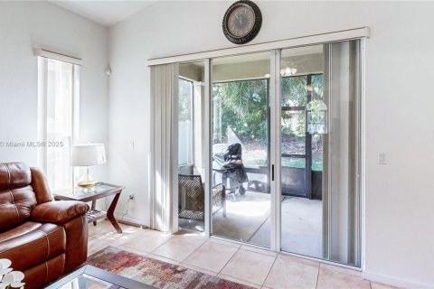 Casa en venta en Homestead, Florida, 3 dormitorios, 134.71 m2 № 1965826 - foto 10