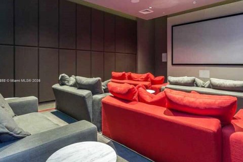 Condominio en alquiler en Miami, Florida, 49.24 m2 № 1766803 - foto 15