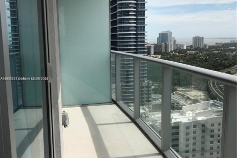 Condominio en alquiler en Miami, Florida, 49.24 m2 № 1766803 - foto 5