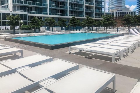 Снять в аренду кондоминиум в Майами, Флорида 2 спальни, 121.98м2, № 1952869 - фото 27