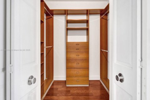 Condominio en venta en Aventura, Florida, 2 dormitorios, 125.42 m2 № 1953989 - foto 17