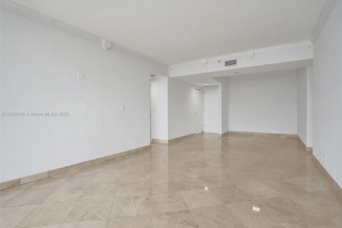 Condominio en venta en Aventura, Florida, 2 dormitorios, 125.42 m2 № 1953989 - foto 4