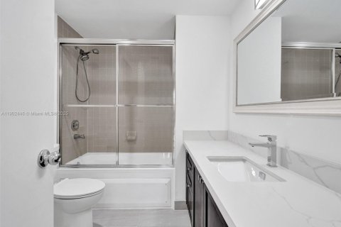 Condominio en venta en Aventura, Florida, 2 dormitorios, 125.42 m2 № 1953989 - foto 27