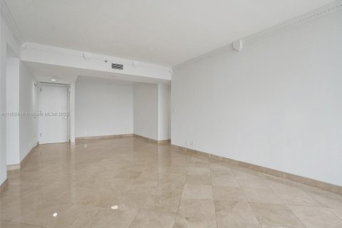 Condominio en venta en Aventura, Florida, 2 dormitorios, 125.42 m2 № 1953989 - foto 5