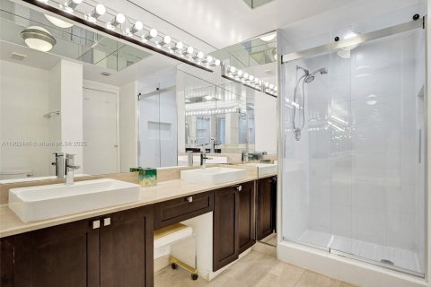 Condominio en venta en Aventura, Florida, 2 dormitorios, 125.42 m2 № 1953989 - foto 25