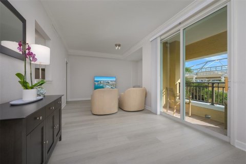 Copropriété à vendre à Sarasota, Floride: 2 chambres, 100.8 m2 № 2396738 - photo 4