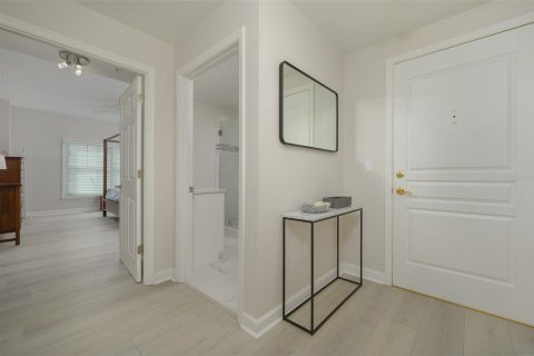 Copropriété à vendre à Sarasota, Floride: 2 chambres, 100.8 m2 № 2396738 - photo 18