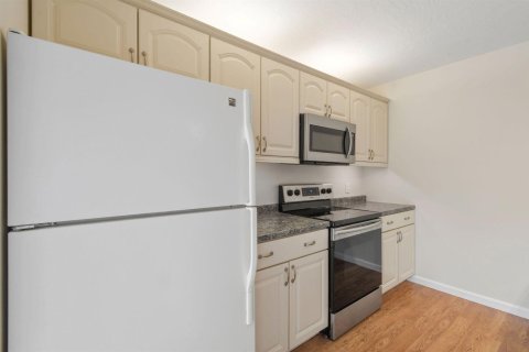 Touwnhouse à louer à Jupiter, Floride: 2 chambres, 110.37 m2 № 2439304 - photo 17