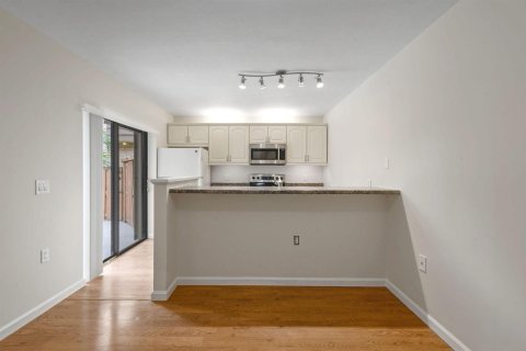 Touwnhouse à louer à Jupiter, Floride: 2 chambres, 110.37 m2 № 2439304 - photo 12