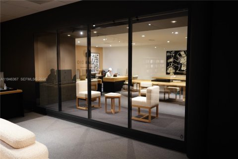 Immobilier commercial à vendre à Miami, Floride № 2002618 - photo 3