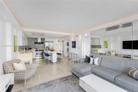 Купить кондоминиум в Майами-Бич, Флорида 1 спальня, 60.85м2, № 2005006 - фото 4