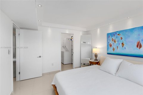 Купить кондоминиум в Майами-Бич, Флорида 1 спальня, 60.85м2, № 2005006 - фото 21