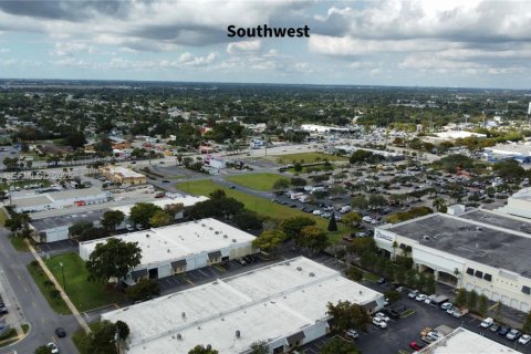 Propiedad comercial en venta en West Park, Florida № 2008760 - foto 27