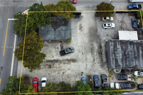 Propiedad comercial en venta en West Park, Florida № 2008760 - foto 22