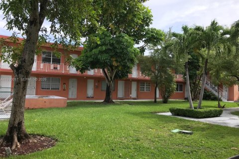 Copropriété à vendre à Miami, Floride: 1 chambre, 50.17 m2 № 1998442 - photo 16