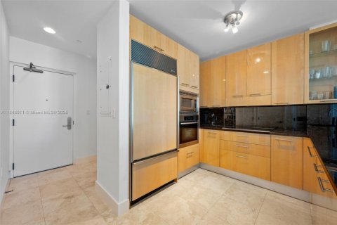 Condominio en venta en Miami Beach, Florida, 1 dormitorio, 80.92 m2 № 1846234 - foto 1