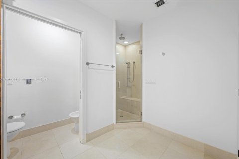 Condominio en venta en Miami Beach, Florida, 1 dormitorio, 80.92 m2 № 1846234 - foto 18