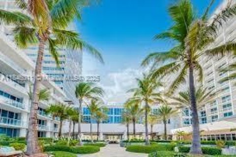 Condominio en venta en Miami Beach, Florida, 1 dormitorio, 80.92 m2 № 1846234 - foto 24