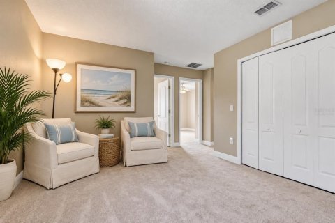 Townhouse in Oviedo, Florida 3 bedrooms, 173.91 sq.m. № 2406278 - photo 13