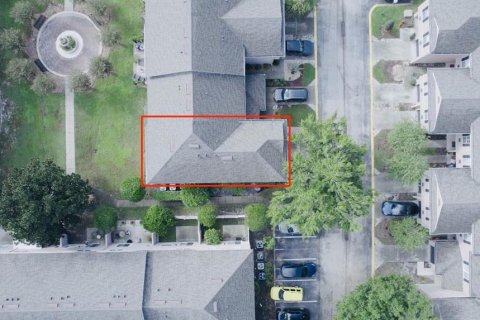 Townhouse in Oviedo, Florida 3 bedrooms, 173.91 sq.m. № 2406278 - photo 21