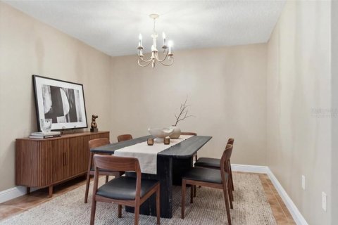 Townhouse in Oviedo, Florida 3 bedrooms, 173.91 sq.m. № 2406278 - photo 5