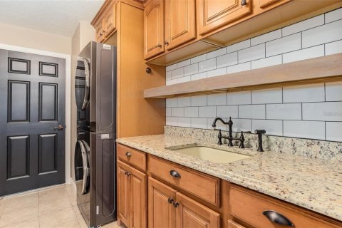 House in Kissimmee, Florida 3 bedrooms, 237.83 sq.m. № 1816081 - photo 16