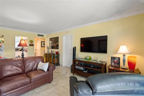 Copropriété à louer à Aventura, Floride: 1 chambre, 71.35 m2 № 2076484 - photo 11