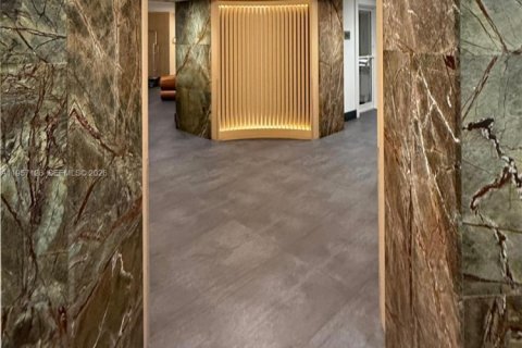 Copropriété à louer à Miami, Floride: 2 chambres, 142.42 m2 № 2020222 - photo 24