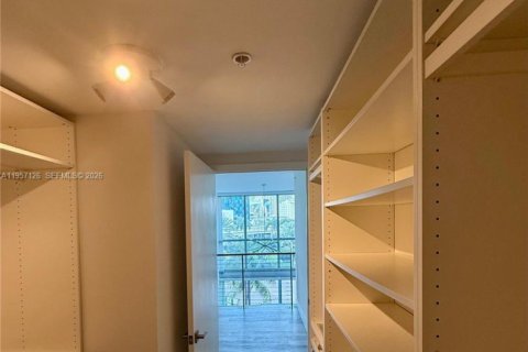 Copropriété à louer à Miami, Floride: 2 chambres, 142.42 m2 № 2020222 - photo 18