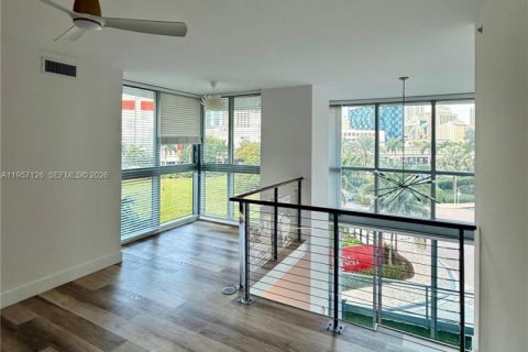 Copropriété à louer à Miami, Floride: 2 chambres, 142.42 m2 № 2020222 - photo 16