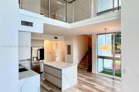 Copropriété à louer à Miami, Floride: 2 chambres, 142.42 m2 № 2020222 - photo 4
