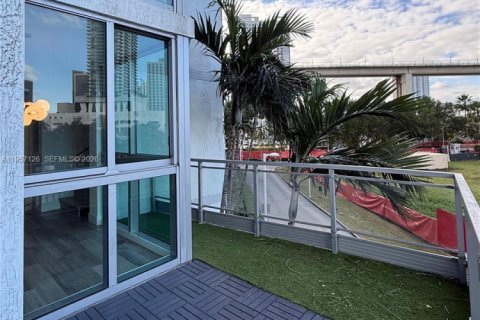 Copropriété à louer à Miami, Floride: 2 chambres, 142.42 m2 № 2020222 - photo 21