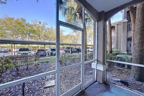 Condominio en venta en Orlando, Florida, 3 dormitorios, 130.81 m2 № 1521493 - foto 2