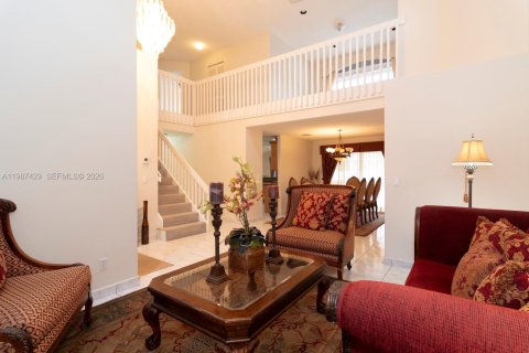 House in Miramar, Florida 4 bedrooms, 259.66 sq.m. № 2051134 - photo 15