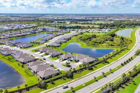 Casa en venta en Lakewood Ranch, Florida, 4 dormitorios, 234.86 m2 № 1791126 - foto 2