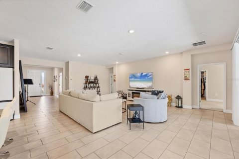 Casa en venta en Lakewood Ranch, Florida, 4 dormitorios, 234.86 m2 № 1791126 - foto 11