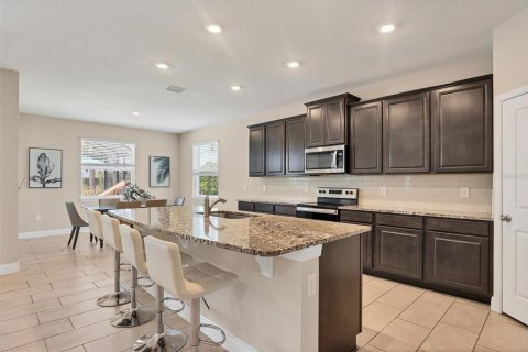 Casa en venta en Lakewood Ranch, Florida, 4 dormitorios, 234.86 m2 № 1791126 - foto 18
