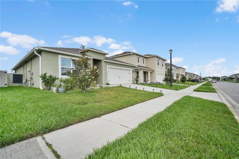 Casa en venta en Sanford, Florida, 4 dormitorios, 168.62 m2 № 2156732 - foto 2