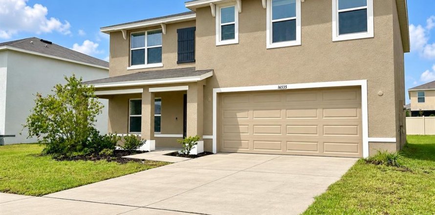 Villa ou maison à Wimauma, Floride 5 chambres, 241.73 m2 № 2416955