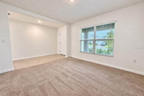 Villa ou maison à louer à Wimauma, Floride: 5 chambres, 241.73 m2 № 2416955 - photo 2