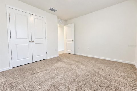 Villa ou maison à louer à Wimauma, Floride: 5 chambres, 241.73 m2 № 2416955 - photo 14