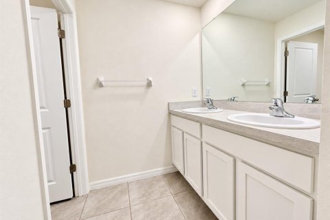 Villa ou maison à louer à Wimauma, Floride: 5 chambres, 241.73 m2 № 2416955 - photo 24