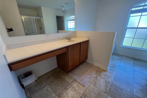 House in Spring Hill, Florida 4 bedrooms, 236.06 sq.m. № 1720532 - photo 19