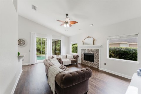 House in Orlando, Florida 4 bedrooms, 228.73 sq.m. № 1786885 - photo 27