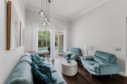 House in Orlando, Florida 4 bedrooms, 228.73 sq.m. № 1786885 - photo 9