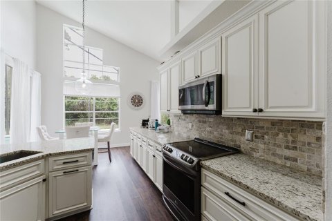 House in Orlando, Florida 4 bedrooms, 228.73 sq.m. № 1786885 - photo 20