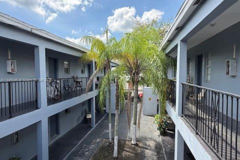 Condominio en alquiler en Miami, Florida, 1 dormitorio, 35.86 m2 № 1844192 - foto 9