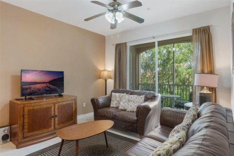 Condo in Kissimmee, Florida, 2 bedrooms  № 1883147 - photo 4