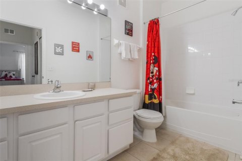 Condo in Kissimmee, Florida, 2 bedrooms  № 1883147 - photo 17